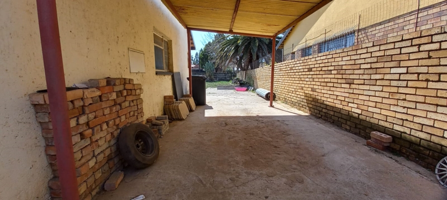 3 Bedroom Property for Sale in Roosheuwel North West